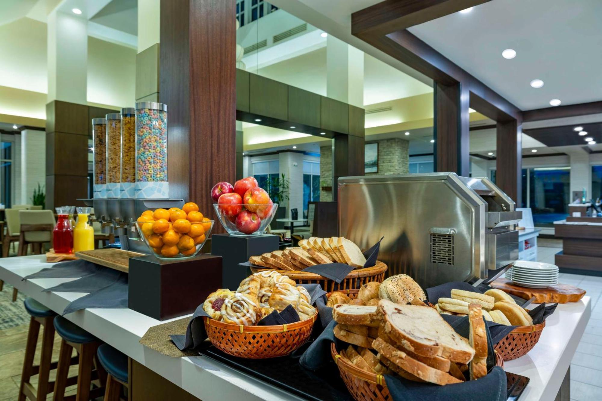 Hilton Garden Inn Boise Spectrum Luaran gambar